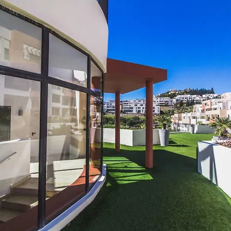 Samara Gym Jacuzzi Pools شقة *