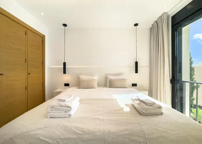 Samara Gym Jacuzzi Pools Apartment Marbella