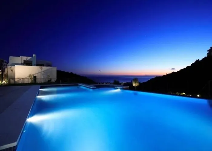 Samara Gym Jacuzzi Pools *