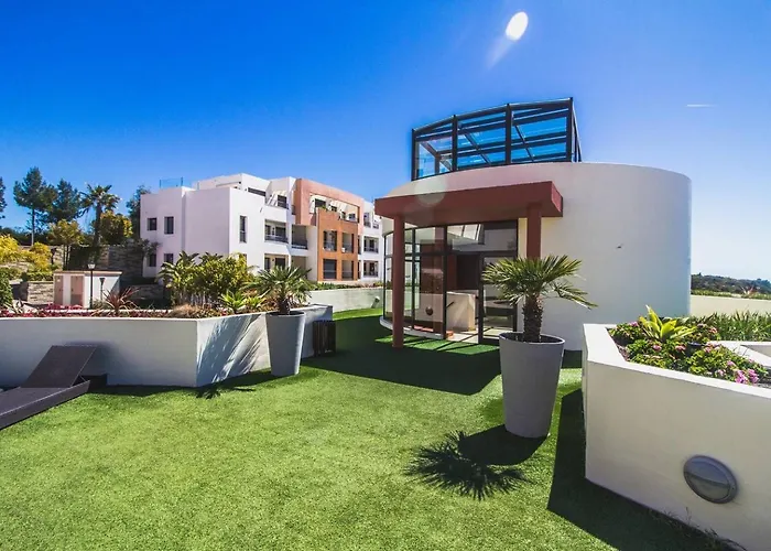 Samara Gym Jacuzzi Pools