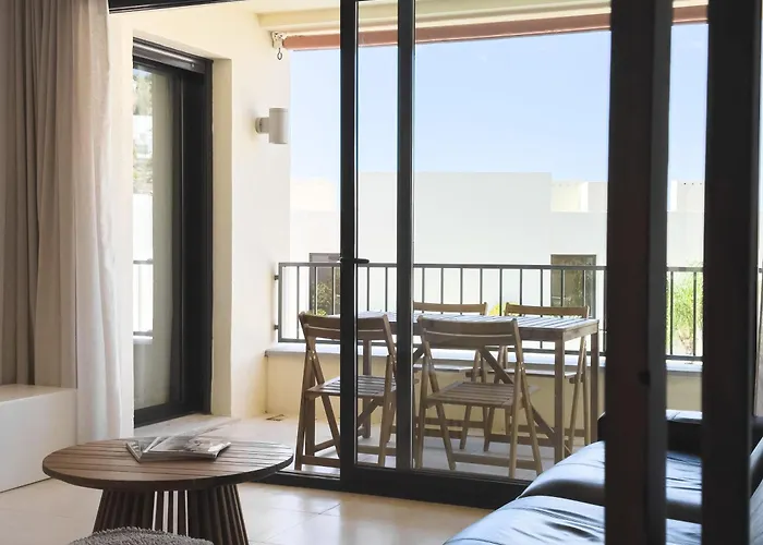 Samara Gym Jacuzzi Pools