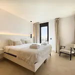 Samara Gym Jacuzzi Pools * Марбелья