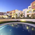 Samara Gym Jacuzzi Pools Марбелья