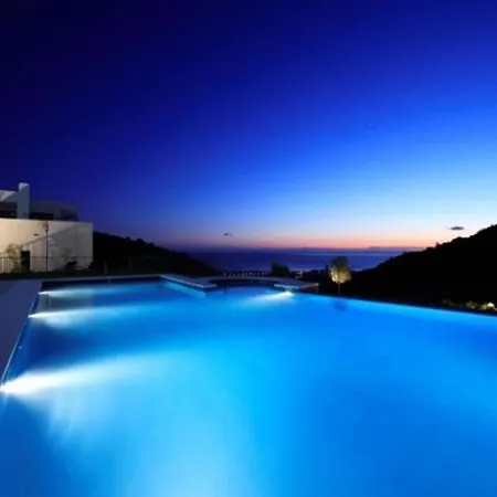 Samara Gym Jacuzzi Pools *