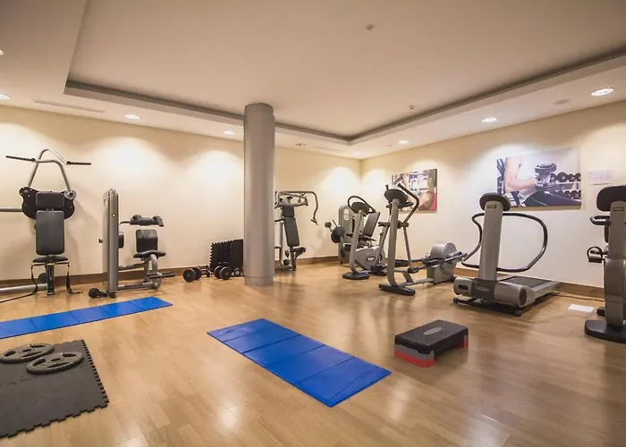 Samara Gym Jacuzzi Pools *