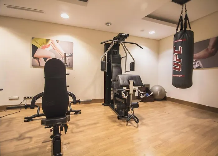 아파트 Samara Gym Jacuzzi Pools 마르베야
