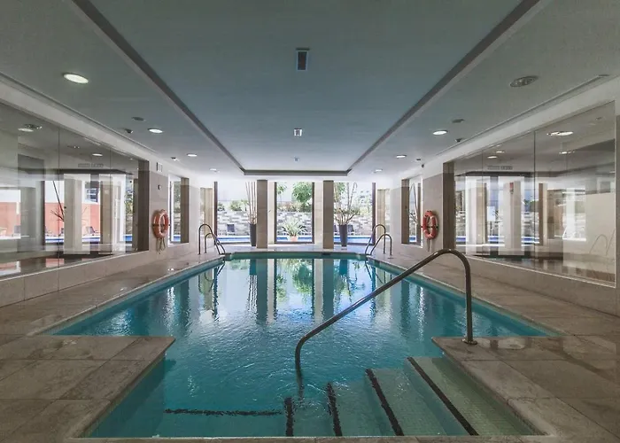 Samara Gym Jacuzzi Pools 아파트 마르베야